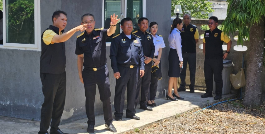 Deputy Director-General of the Customs Department conducted an inspection at the Pathomphon Customs Checkpoint and Chumphon Customs House