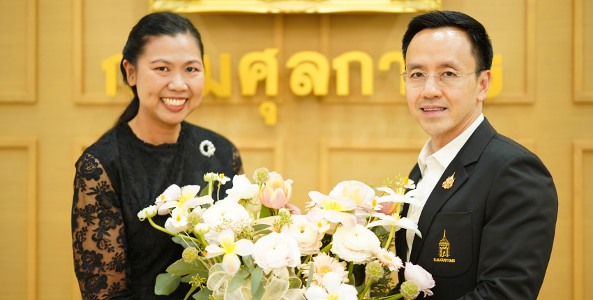 อธิบดีฯ ให้การสัมภาษณ์พิเศษเพื่อจัดทำวีดิทัศน์เชิดชูเกียรติศิษย์เก่าคณะวิศวกรรมศาสตร์ ม.ธรรมศาสตร์