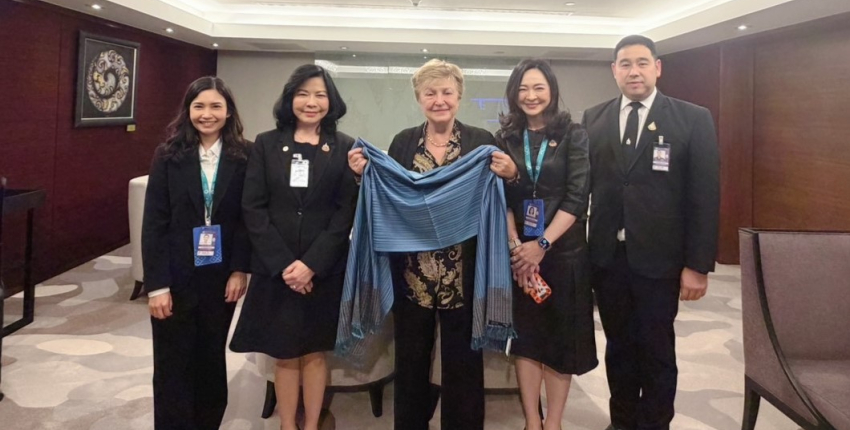 อธิบดีฯ มอบหมายให้ ทปษ. นันท์ฐิตาฯ ร่วมอำนวยความสะดวกแก่ Ms. Kristalina Georgieva, Managing Director International Monetary Fund