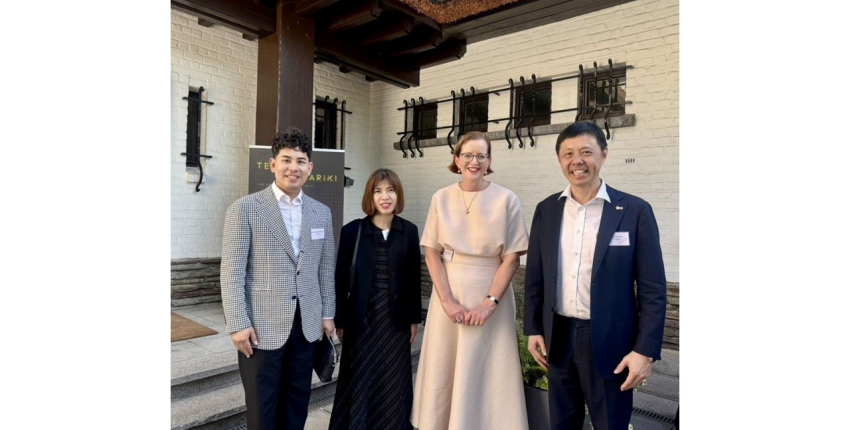 รองฯ นิติ เข้าร่วมงานเลี้ยงรับรอง เนื่องในโอกาสการเยือนกรุงบรัสเซลส์ของ Ms. Christine Stevenson, Chief Executive and Comptroller, New Zealand Customs Service 