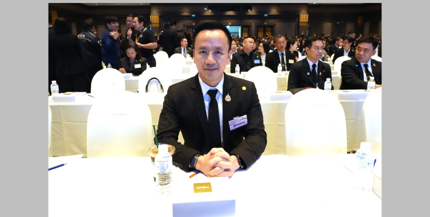 อธิบดีฯ และคณะ เข้าร่วมรับฟังการเสวนาหัวข้อ “ประเทศไทยในโลกที่ไม่เหมือนเดิม : เปลี่ยนอย่างไรให้ไปต่อ” ในงาน “เปลี่ยนไทยให้ไปไปไกลกว่าเดิม Thailand Next Agenda”