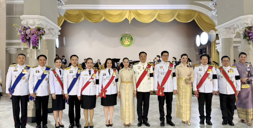 อธิบดีฯ ร่วมงานสโมสรสันนิบาตเฉลิมพระเกียรติ เนื่องในโอกาสพระราชพิธีมหามงคลเฉลิมพระชนมพรรษา ๔ รอบ สมเด็จพระนางเจ้าฯ พระบรมราชินี