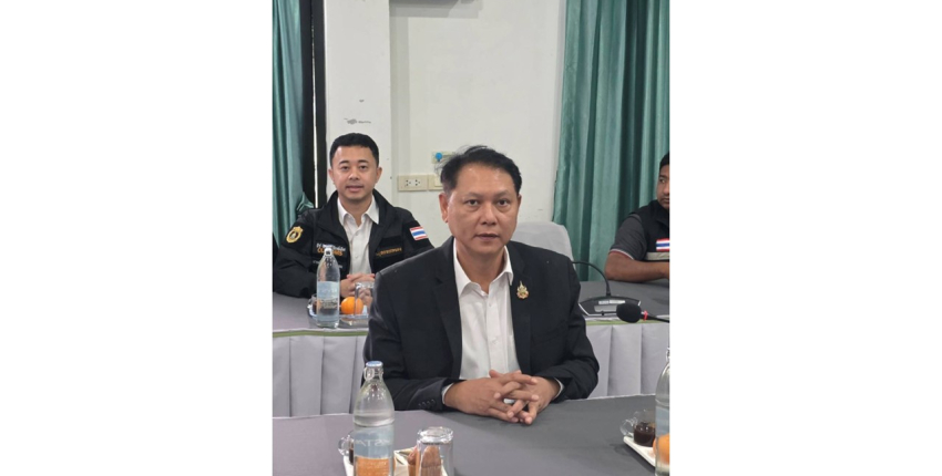 รองฯ ยุทธนา ให้การต้อนรับคณะอนุประเมินผลกระทบด้านสิ่งแวดล้อมจากการพัฒนาโครงการแลนด์บริดจ์ ณ จังหวัดระนอง