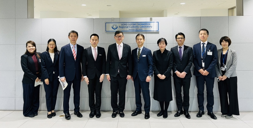 The top executives of Customs Department visited at Central Customs Laboratory  (CCL) in Chiba, Japan