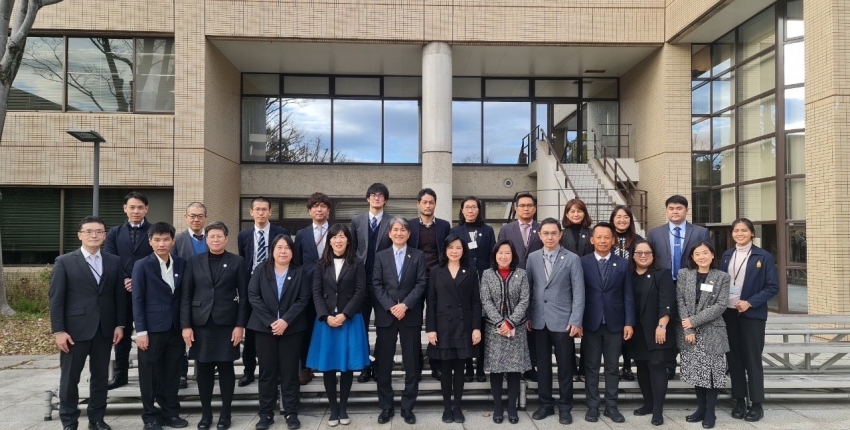 รองฯ นันท์ฐิตา และผู้แทนกรมศุลกากร เดินทางเข้าเยี่ยมคารวะ Mr. Yoshihiro KOSAKA, Managing Director of Customs Training Institute และศึกษาดูงาน ณ Customs Training Institute (CTI) จังหวัดชิบะ ประเทศญี่ปุ่น
